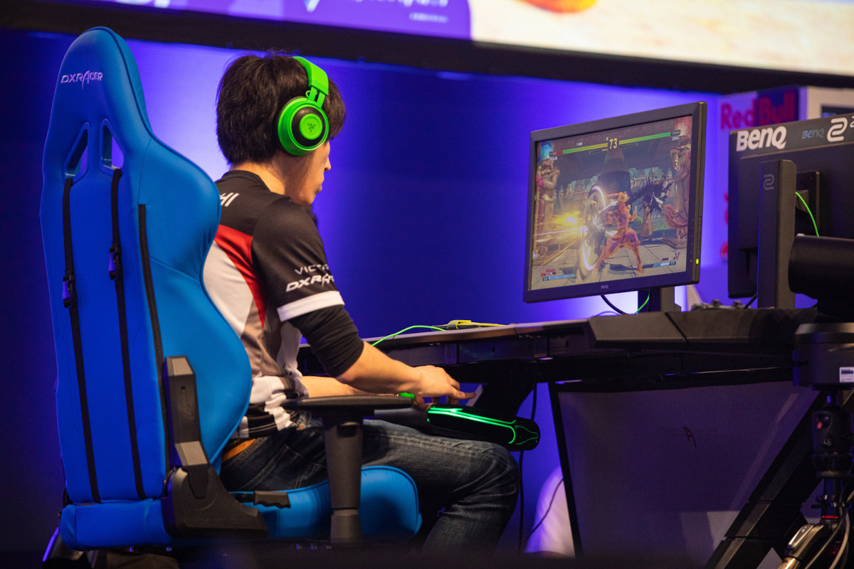 �I�����C��e�X�|�[�c�̎���