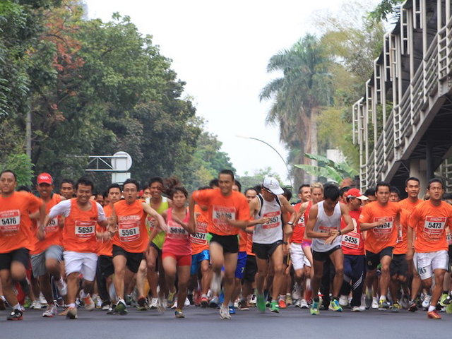 �C���h�l�V�A���̍��ۃ}���\����� �u�W���J���^�}���\�������グ�L�v�O��