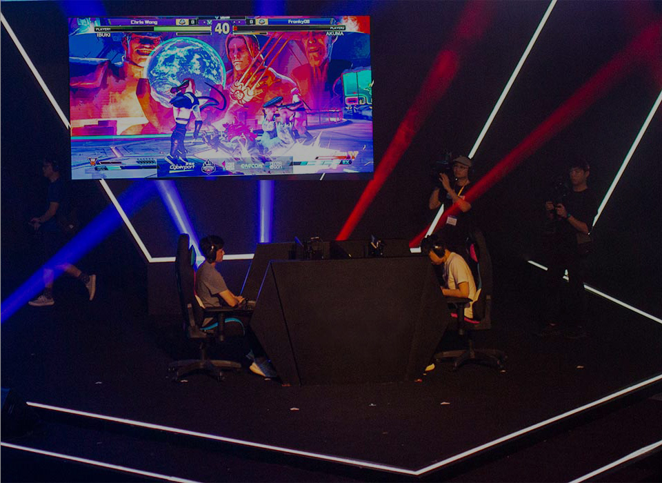 �n�C�u���b�h�v����