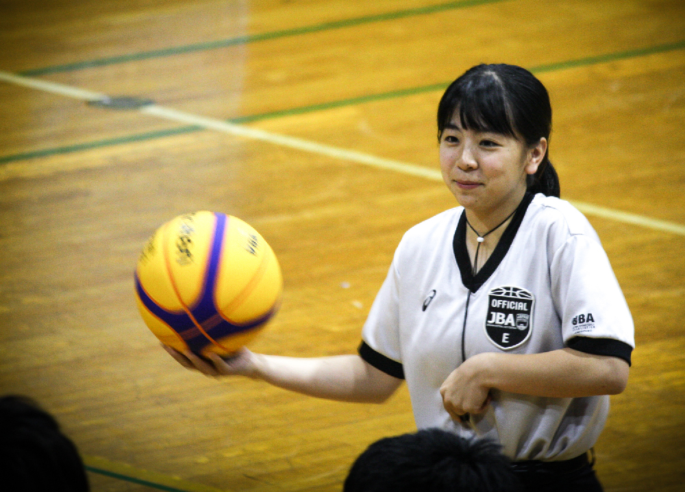 バスケットボール 審判スタッフ