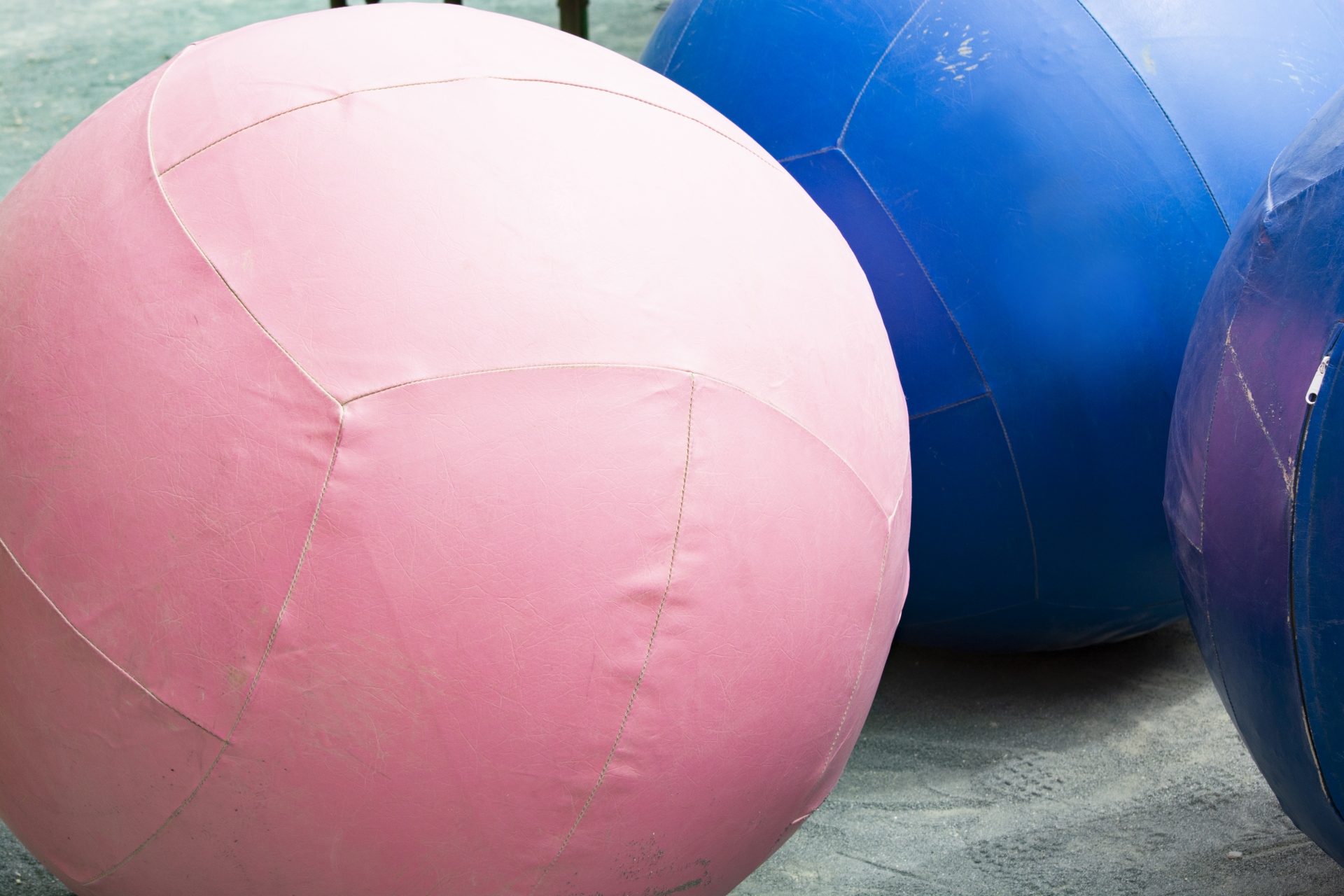 �{�[���]����